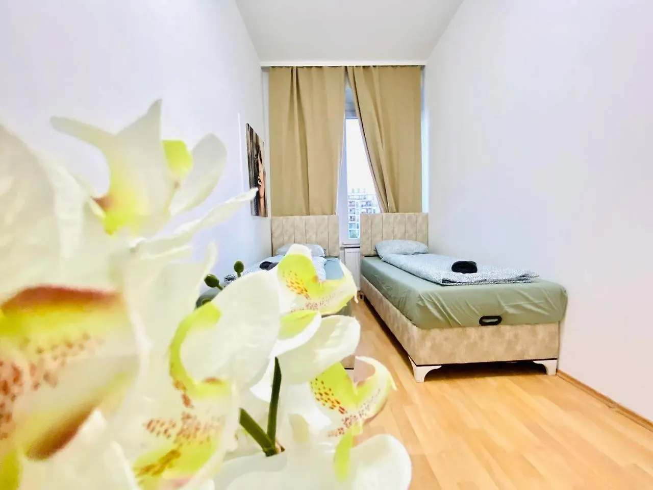 Comfortable Room In The 23Rd District Of Vienna Fr4