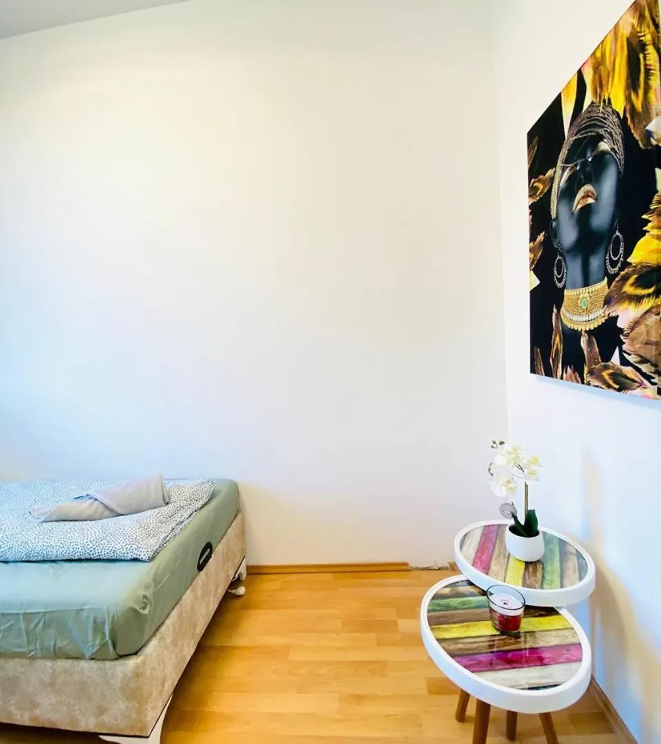 Comfortable Room In The 23Rd District Of Vienna Fr4 0*,  Áustria