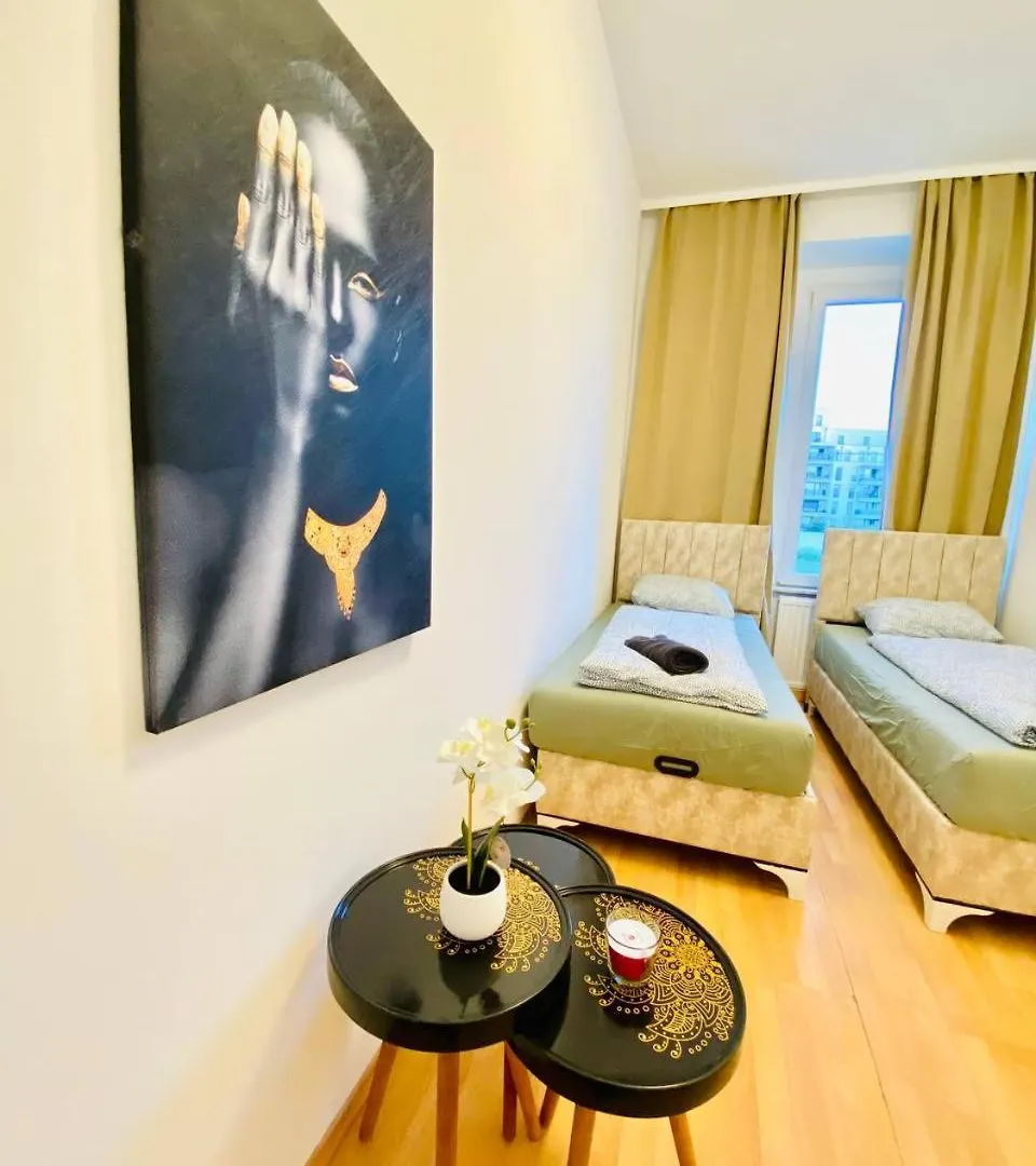 Comfortable Room In The 23Rd District Of Vienna Fr4 Quarto em Acomodações Particulares